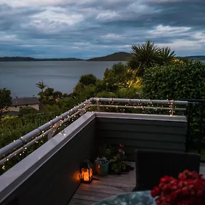  Holiday home Serenity Lakeview Retreat New Zealand